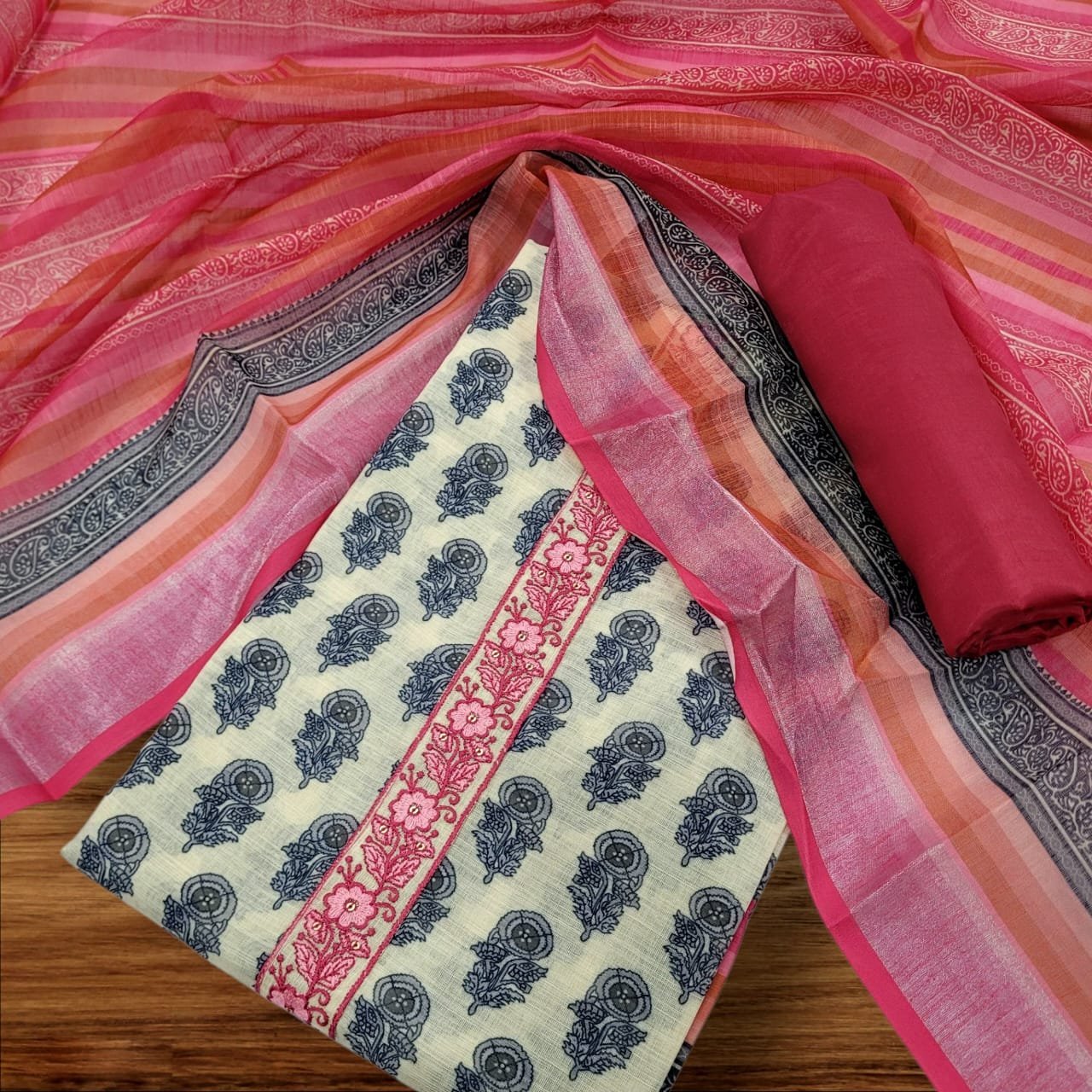 1004958991.jpg Branded Linen Digital Print Salwar (3 pcs set) - Image 1