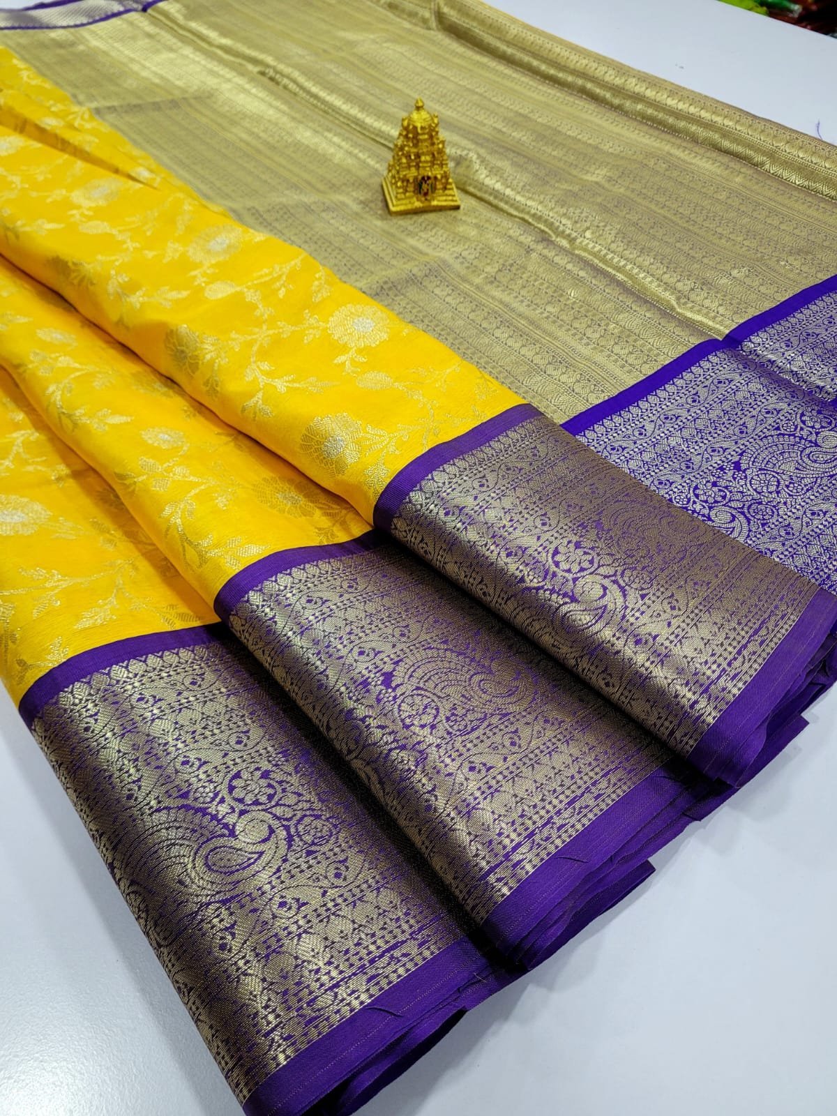 1005043633.jpg Elite banaras Handloom Silk Sarees - Image 1