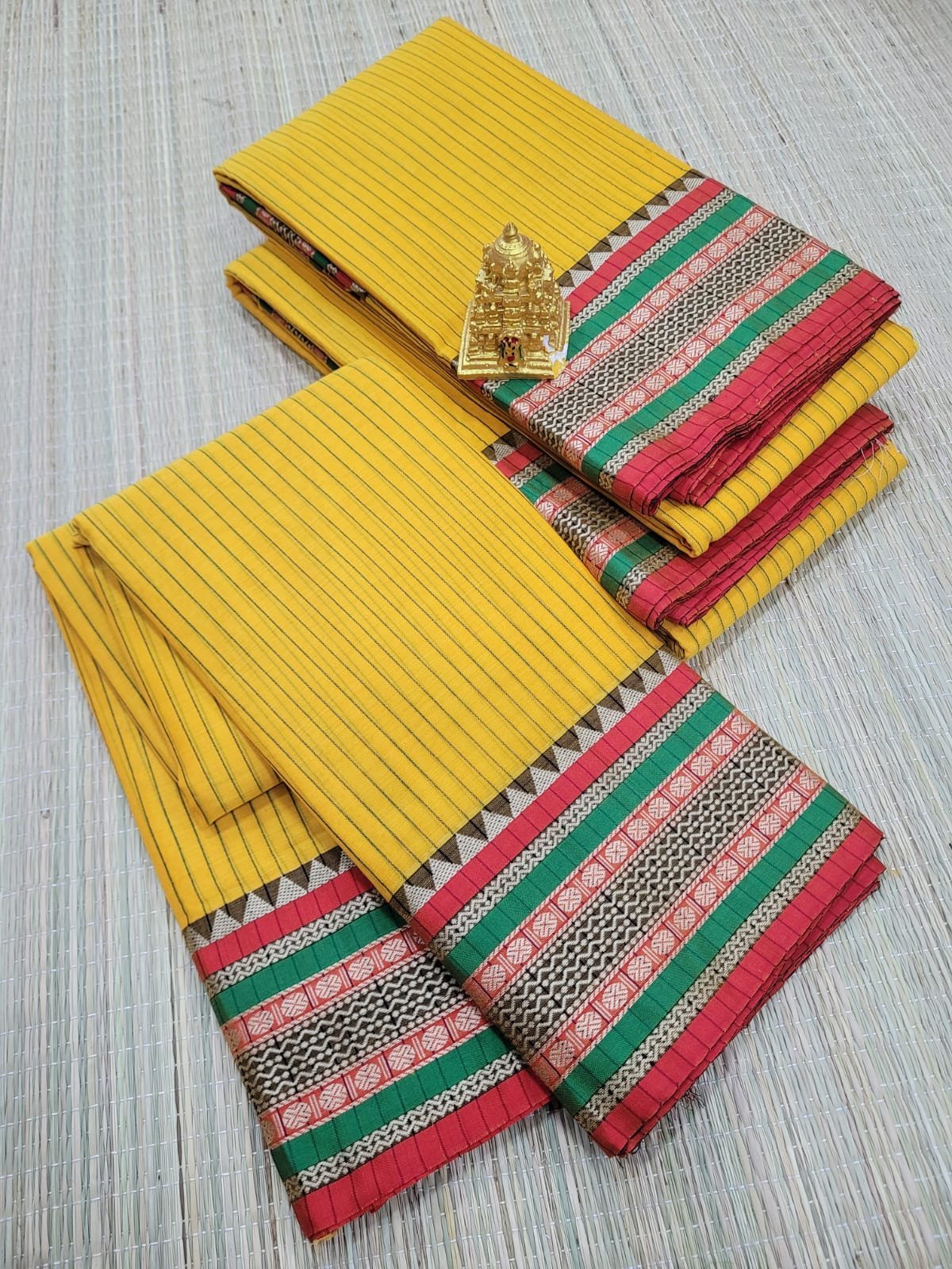 1005172939.jpg Authentic Narayanpet Cotton Sarees - Image 1