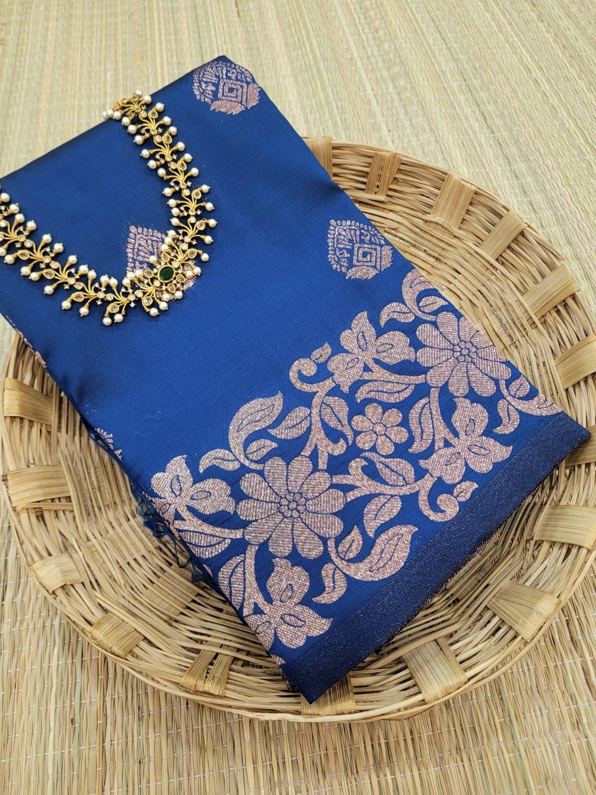 1005184775.jpg Elite Kanchi silk Sarees - Image 1