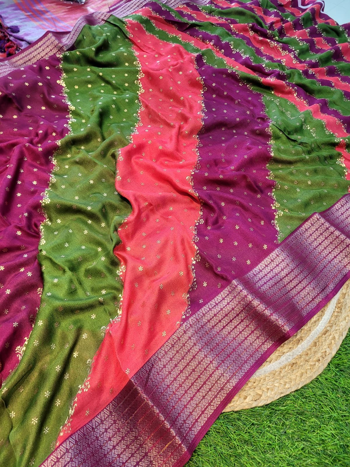WhatsApp-Image-2026-01-07-at-11.46.37-AM.jpeg Premium Banarasi Georgette Silk Sarees - Image 1